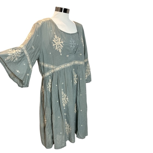 SUNDANCE WAYWARD TRAVELS EMBROIDERED BELL SLEEVE DRESS IN SAGE GREEN *NWOT* - Picture 6 of 14